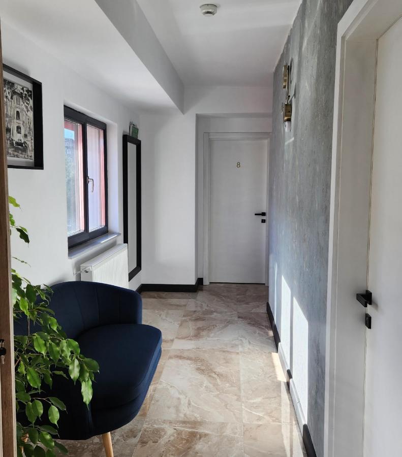 My Room Accommodation Curtea De Arges Exterior photo
